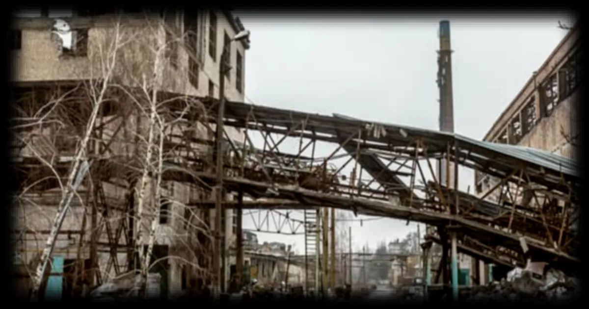 La guerre en Ukraine : quatre ans de conflit et des pertes humaines considérables