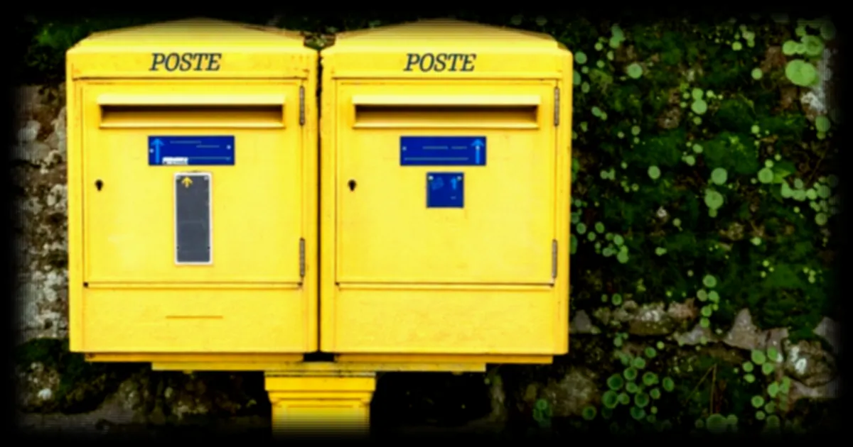 La Poste remplace les boîtes aux lettres emblematiques : vers la fin d'une époque