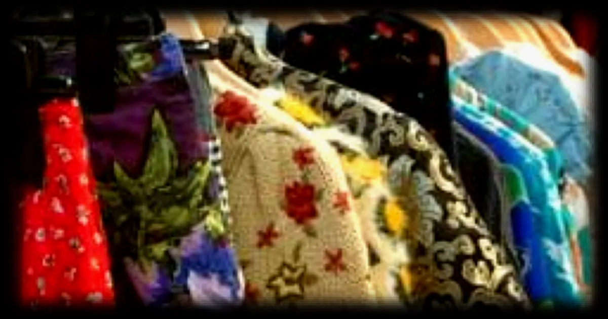 La tendance des vêtements vintage de seconde main s'étend aux grandes tailles en France