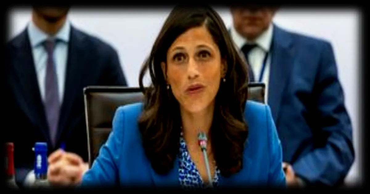 L'aide au développement demeure une priorité pour la France malgré la baisse du budget, déclare la ministre Éléonore Caroit