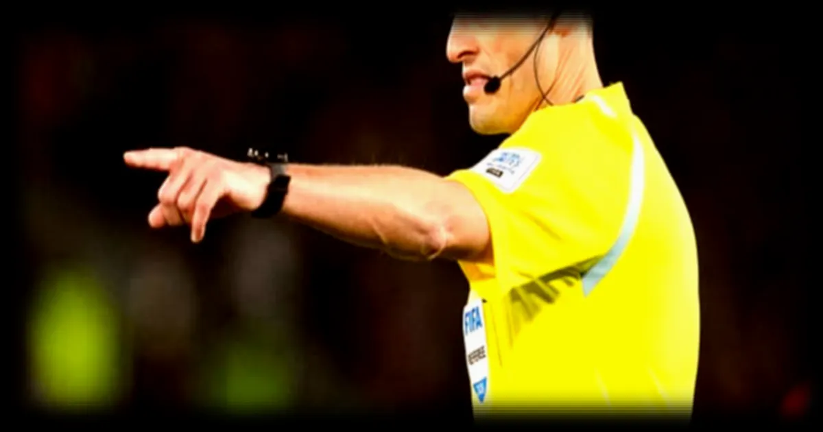 L'arbitre Maurizio Mariani, une figure controversée en Italie, désigné pour le match Liverpool-PSG