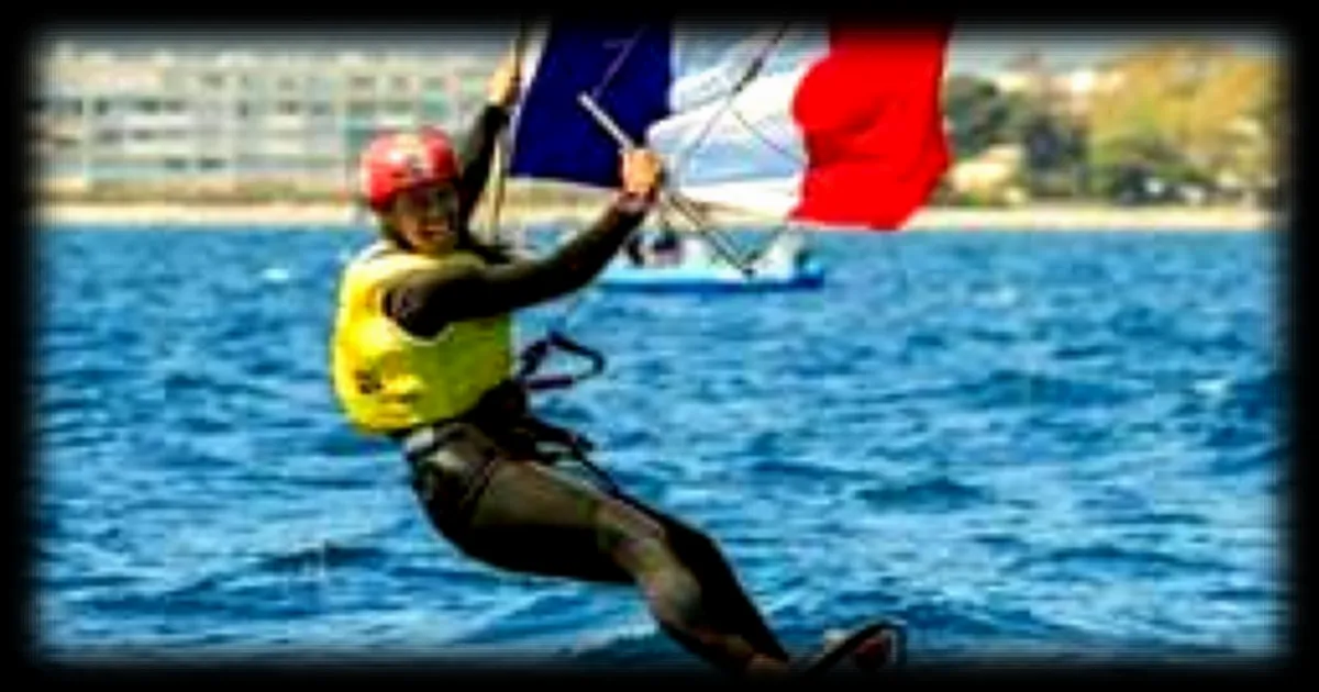 Lauriane Nolot sacrée triple championne du monde de kitefoil au Portugal