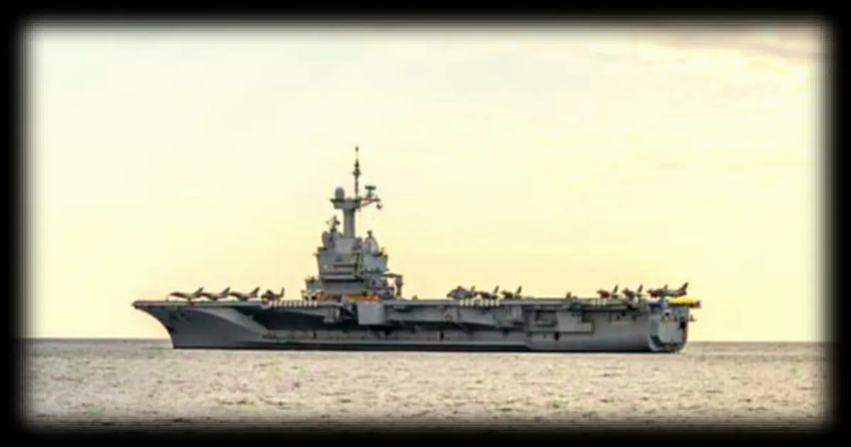 Le Charles-de-Gaulle en mer d'Arabie : la France se positionne pour une mission maritime dans le détroit d'Ormuz
