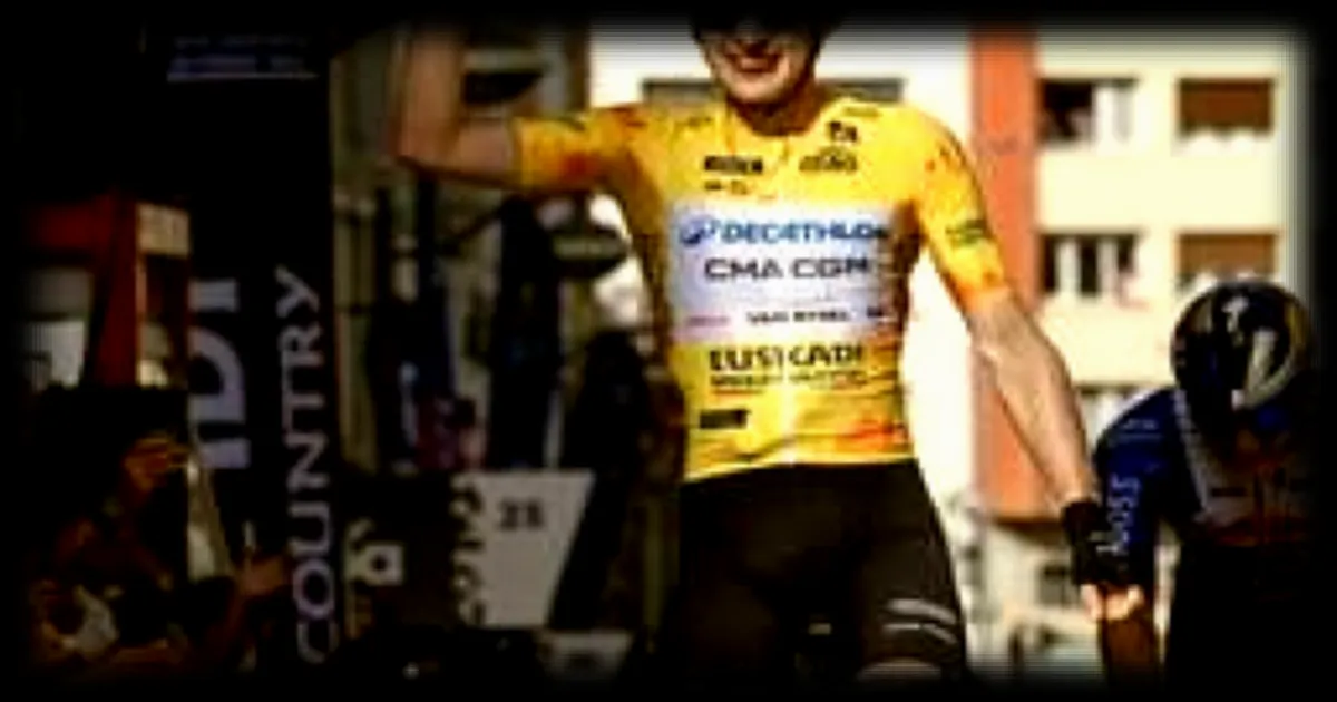 Le cycliste français Paul Seixas remporte sa première course à étapes World Tour