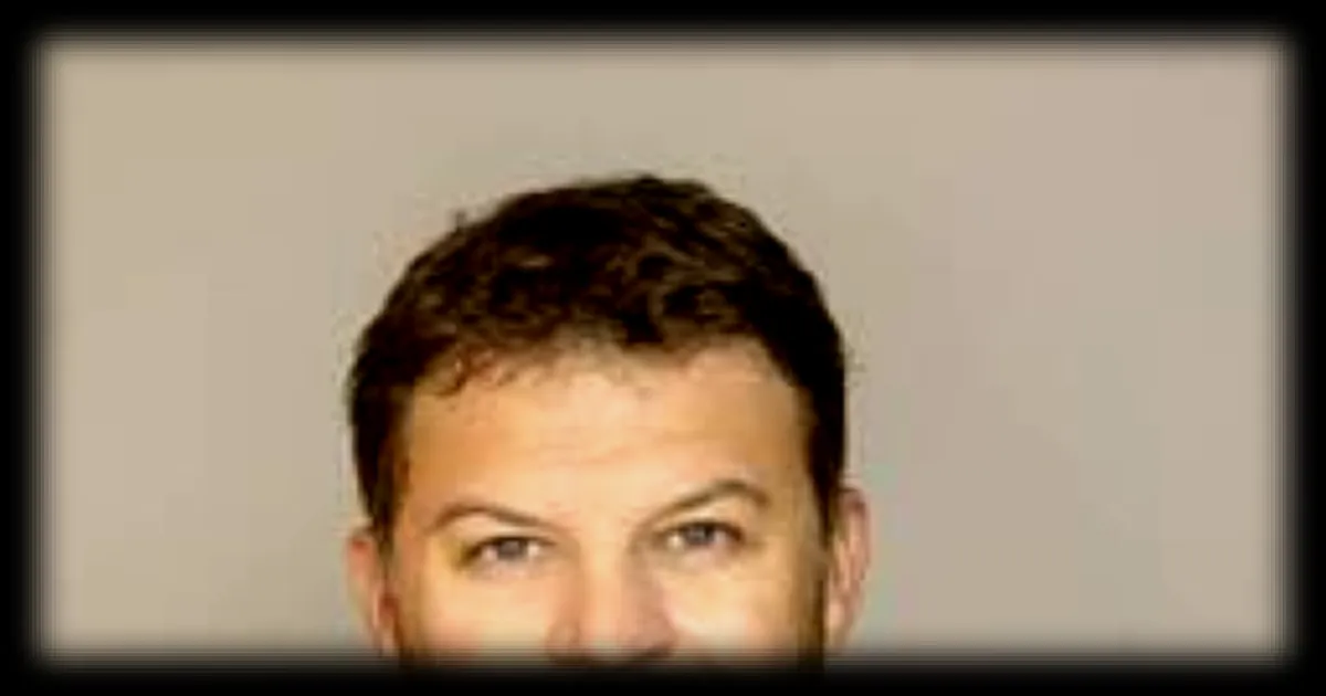 Le dernier ouvrage de Guillaume Musso, "Le Crime du paradis", offre un huis clos captivant selon Ouest France à la une