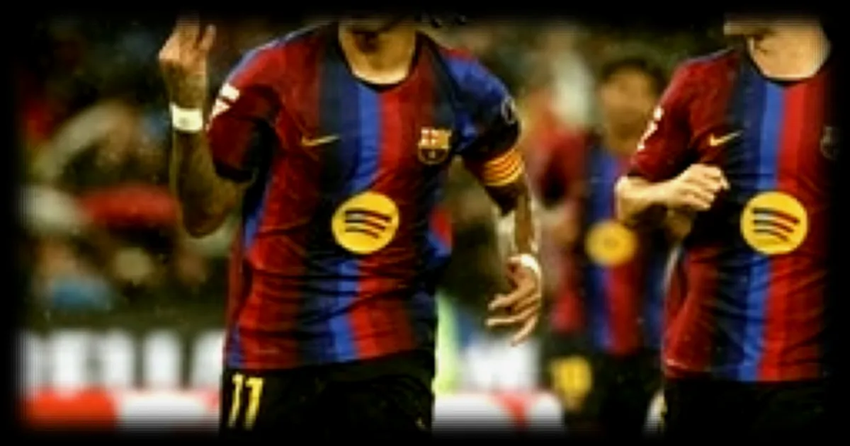 Le FC Barcelone domine le Racing Santander avec un triplé de Raphinha