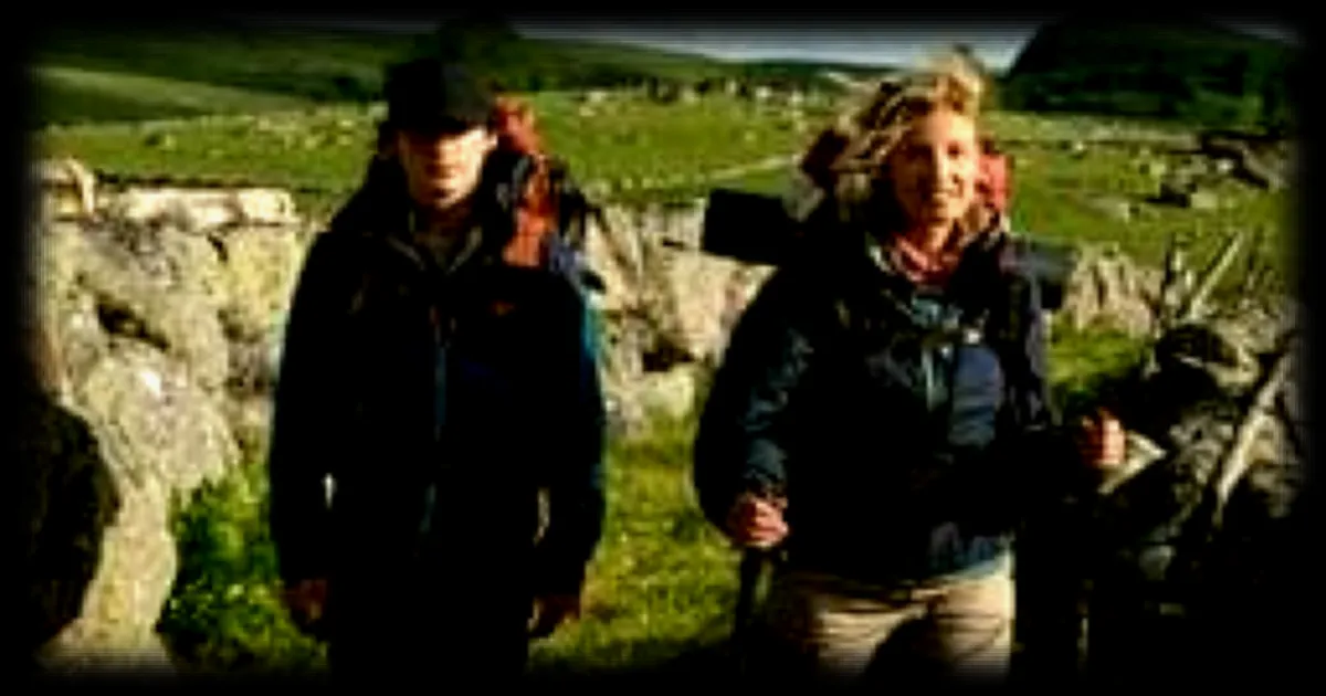 Le film "Compostelle" avec Alexandra Lamy : un jeune délinquant face au choix entre la marche et la prison