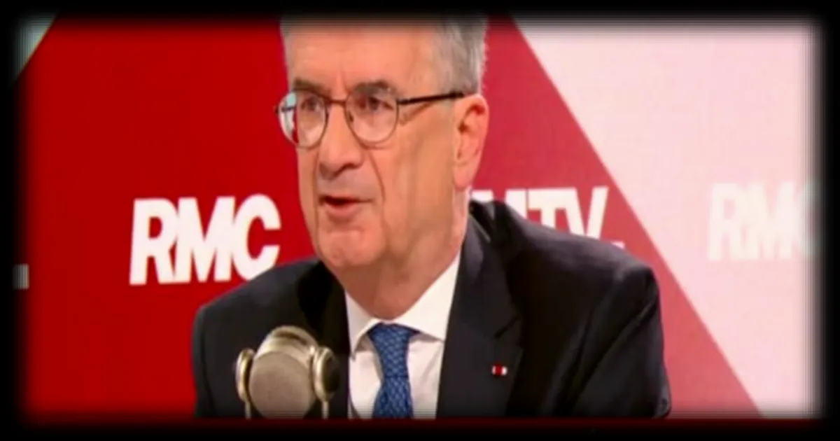 Le gouverneur de la Banque de France prévient d'un possible choc pétrolier à venir