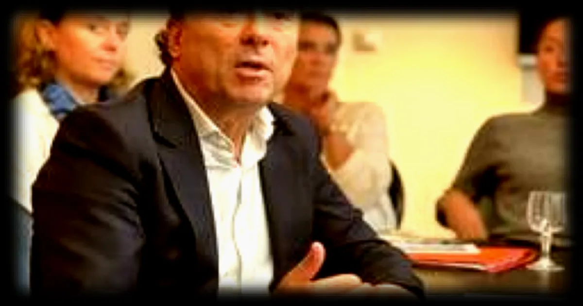 Le maire LR d’Arcachon insulte et menace son rival, enquête ouverte