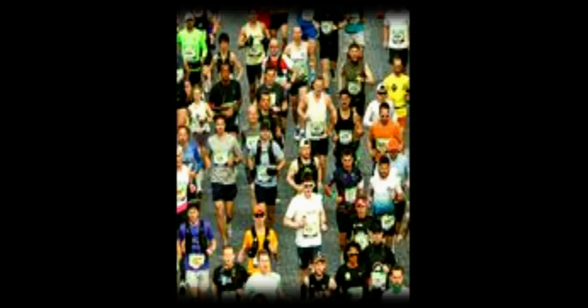 Le Marathon de Paris 2026 : fatigue, ravitaillement et pancartes