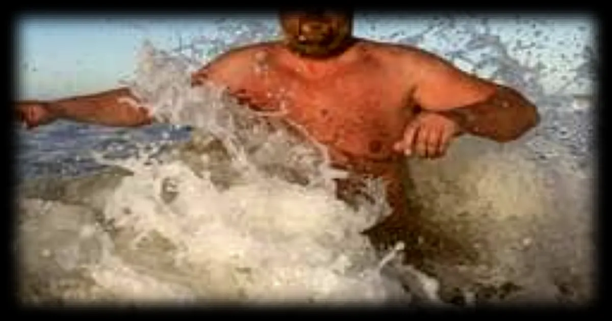 Le nageur Stève Stievenart sur le point de boucler la 'Triple Couronne du bout du monde'