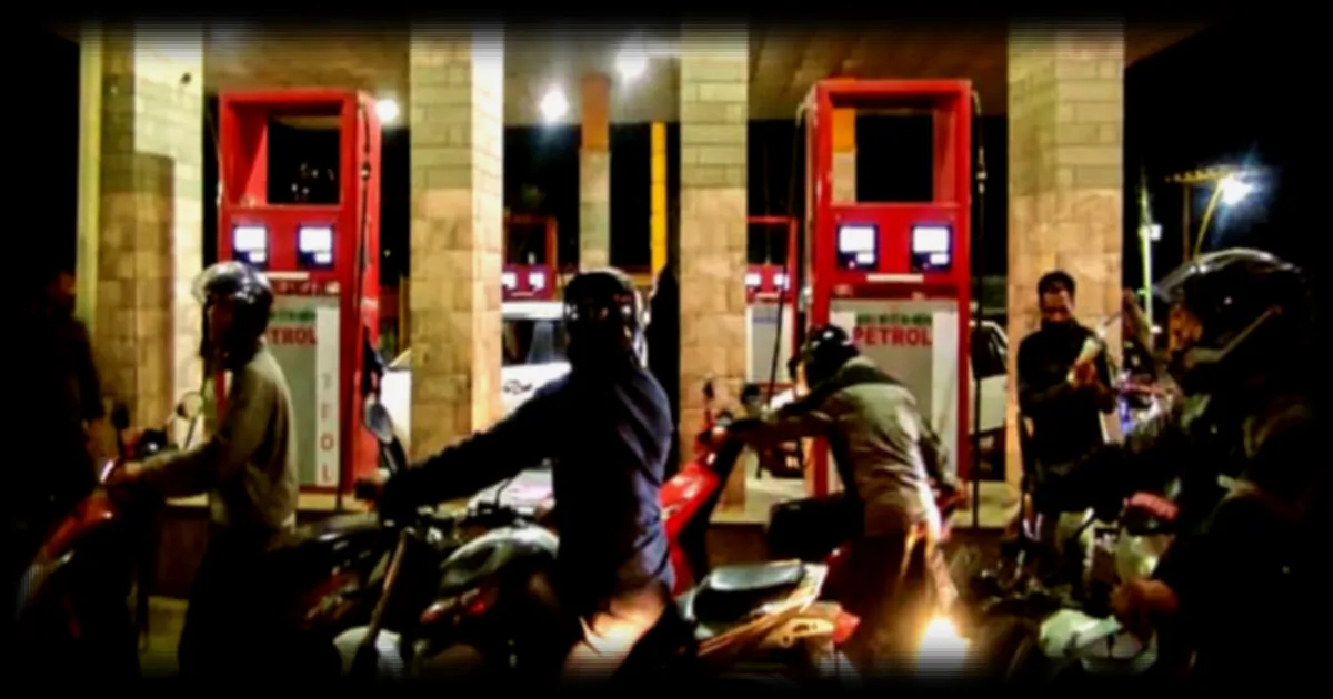 Le Népal réduit sa semaine de travail pour économiser du carburant