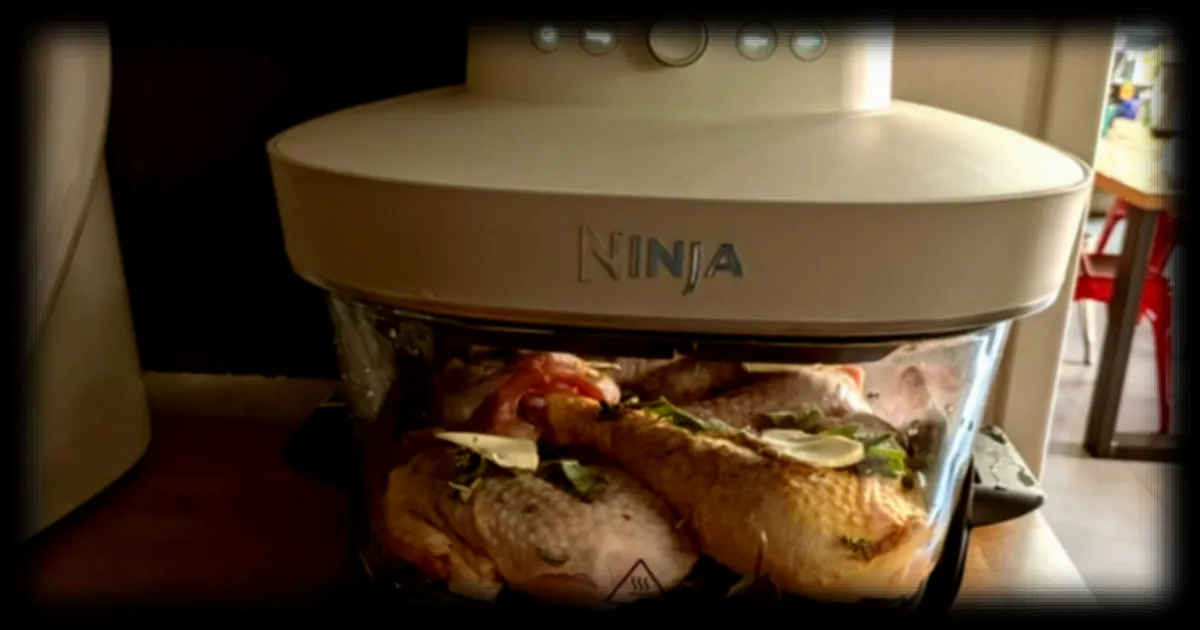 Le Ninja Crispi Pro : un air fryer en verre qui offre plus de controle et de fonctionnalites