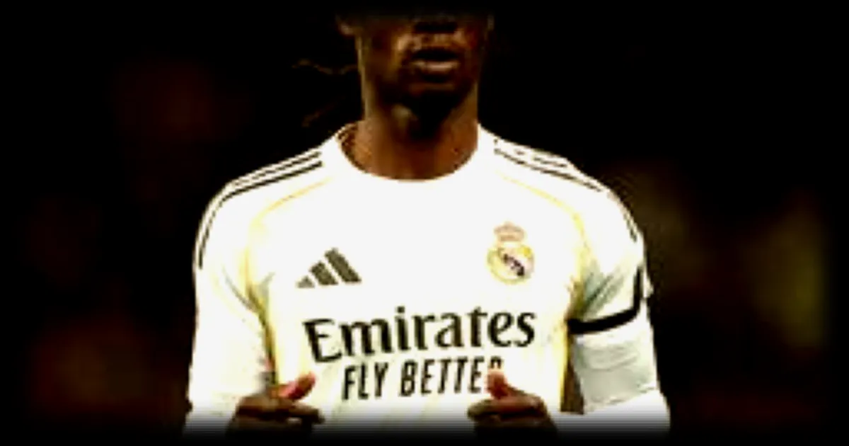 Le Paris Saint-Germain s'interesse à Eduardo Camavinga, en difficulté au Real Madrid avant la Coupe du monde