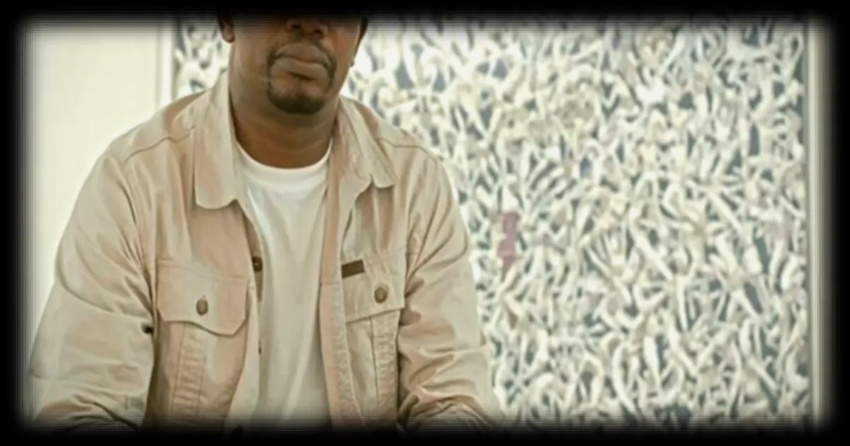 Le peintre Pascal Konan expose une série de tableaux à Abidjan pour questionner la place des influenceurs en Côte d’Ivoire