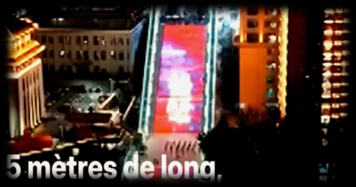 Le plus long escalator extérieur du monde inauguré en Chine