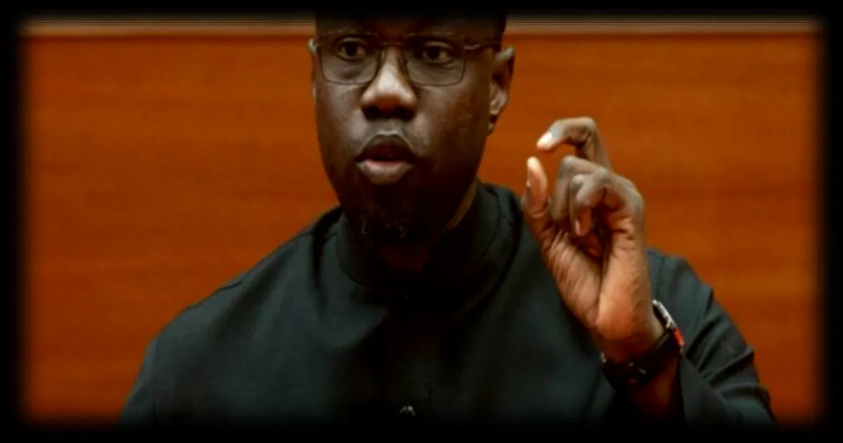 Le Premier ministre du Sénégal restreint les déplacements du gouvernement pour réaliser des économies