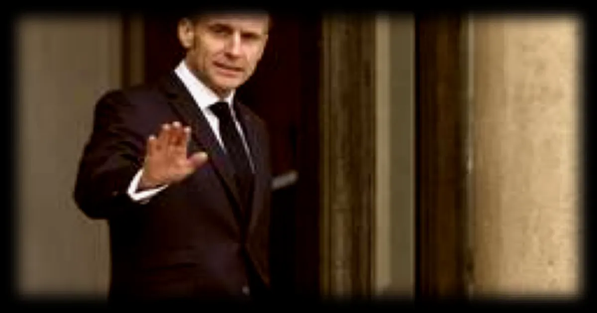 Le président Emmanuel Macron en déplacement en Normandie pour un Conseil de politique nucléaire