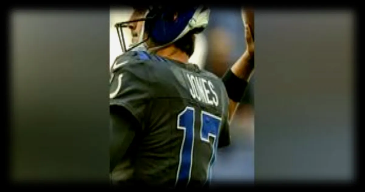 Le quarterback des Colts d'Indianapolis, surnommé 'Indiana Jones', cherche à mettre fin à la poisse de son équipe