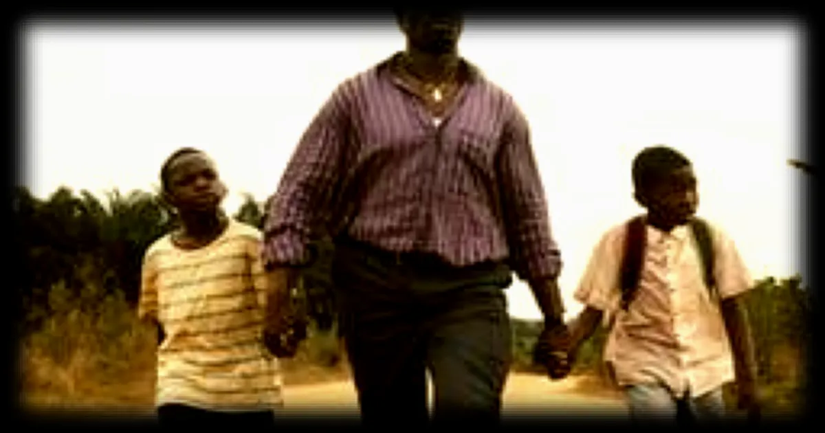 Le réalisateur Akinola Davies présente son film « Un jour avec mon père » : une plongée dans la magie du cinéma