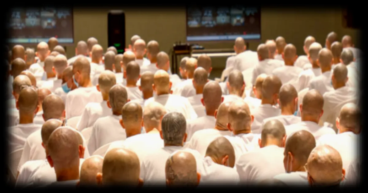 Le Salvador lance un procès historique de la MS-13 sous l'œil vigilant de Bukele