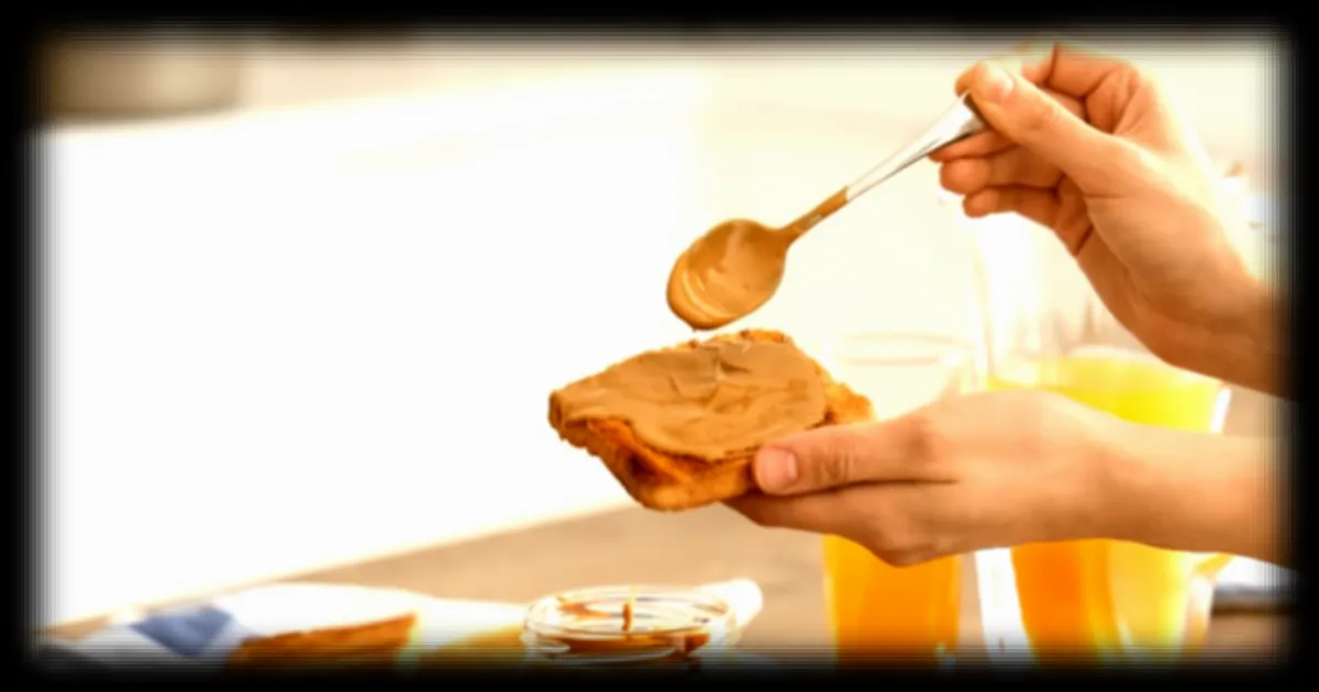 Le secret d'un petit-déjeuner sain révélé par une experte : l'alternative au toast et à la confiture à adopter