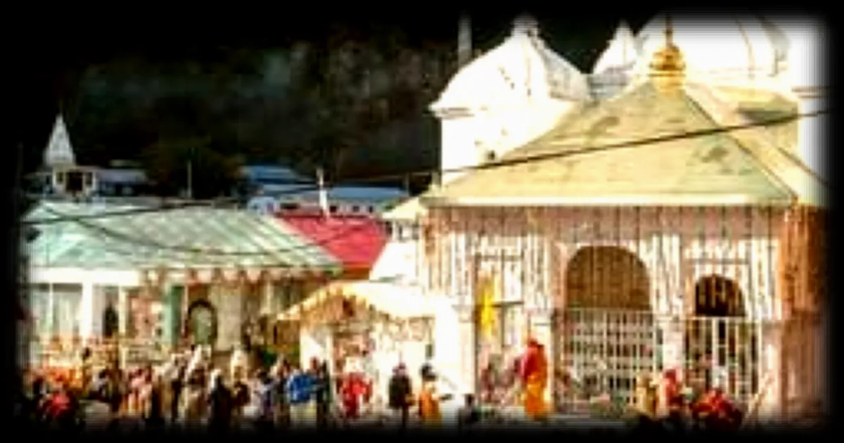 Le temple hindu de Gangotri impose aux pelerins de boire une potion a base d'urine de vache