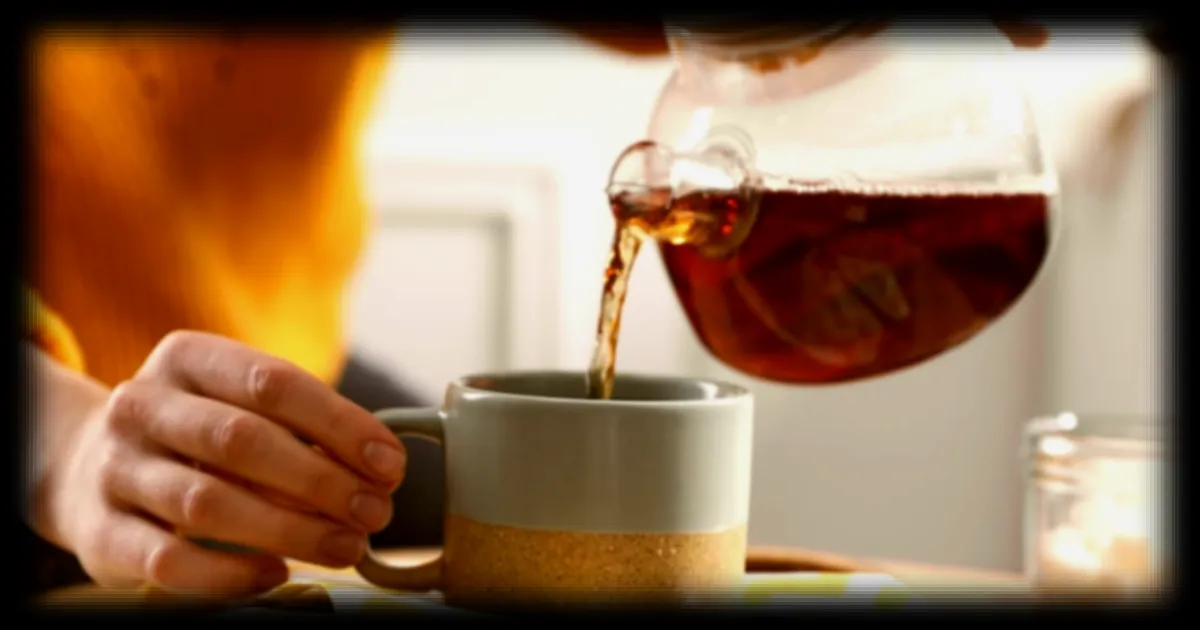 Le thé noir : un allié contre l'hypertension selon des études scientifiques