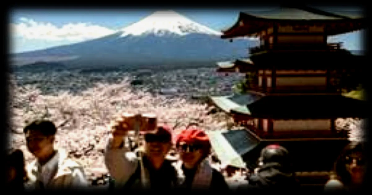 Le tourisme de masse à Fujiyoshida : une réalité difficile pour les habitants