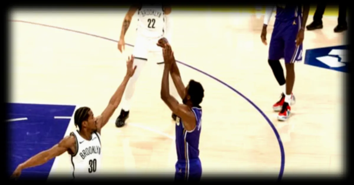 LeBron James et son fils Bronny marquent l'histoire de la NBA avec une action inedite