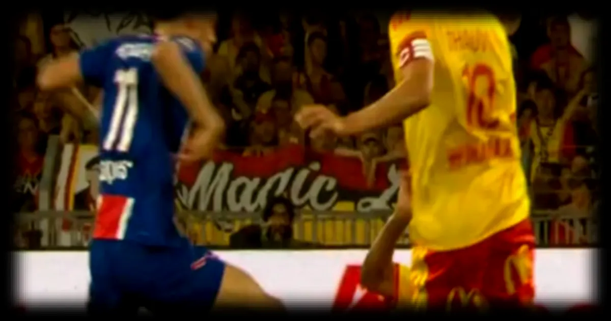 Lens-PSG : les Lensois furieux après l'exclusion d'Antonio lors du Trophée des champions