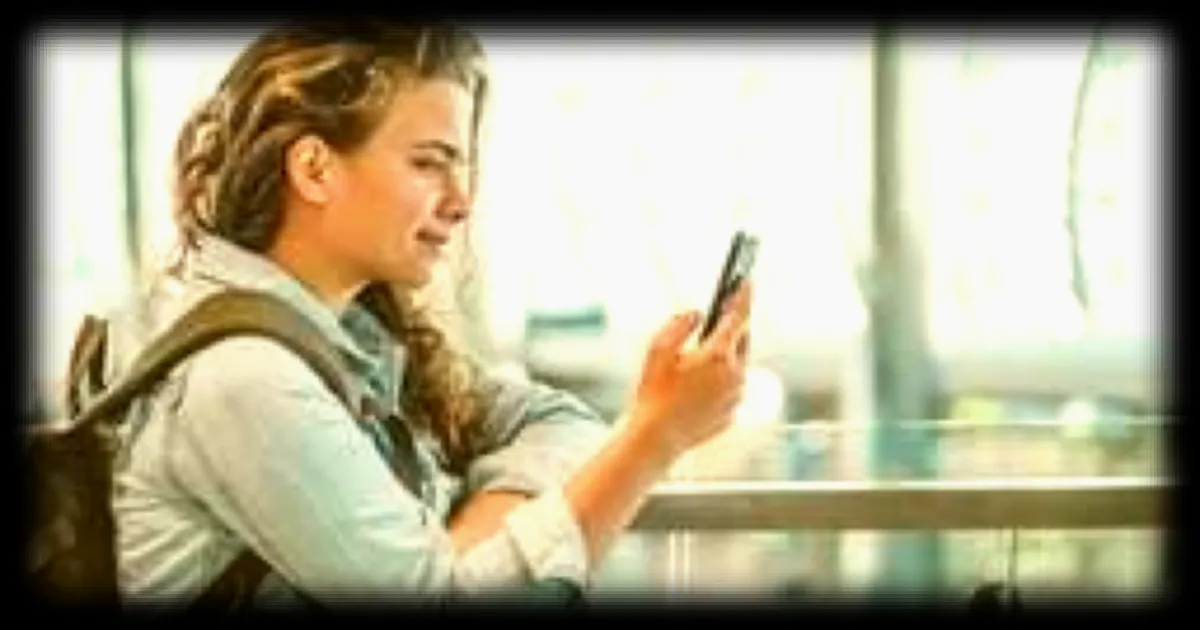 Les aéroports, une cible privilégiée des cybercriminels : pourquoi il ne faut jamais recharger votre téléphone dans un aéroport