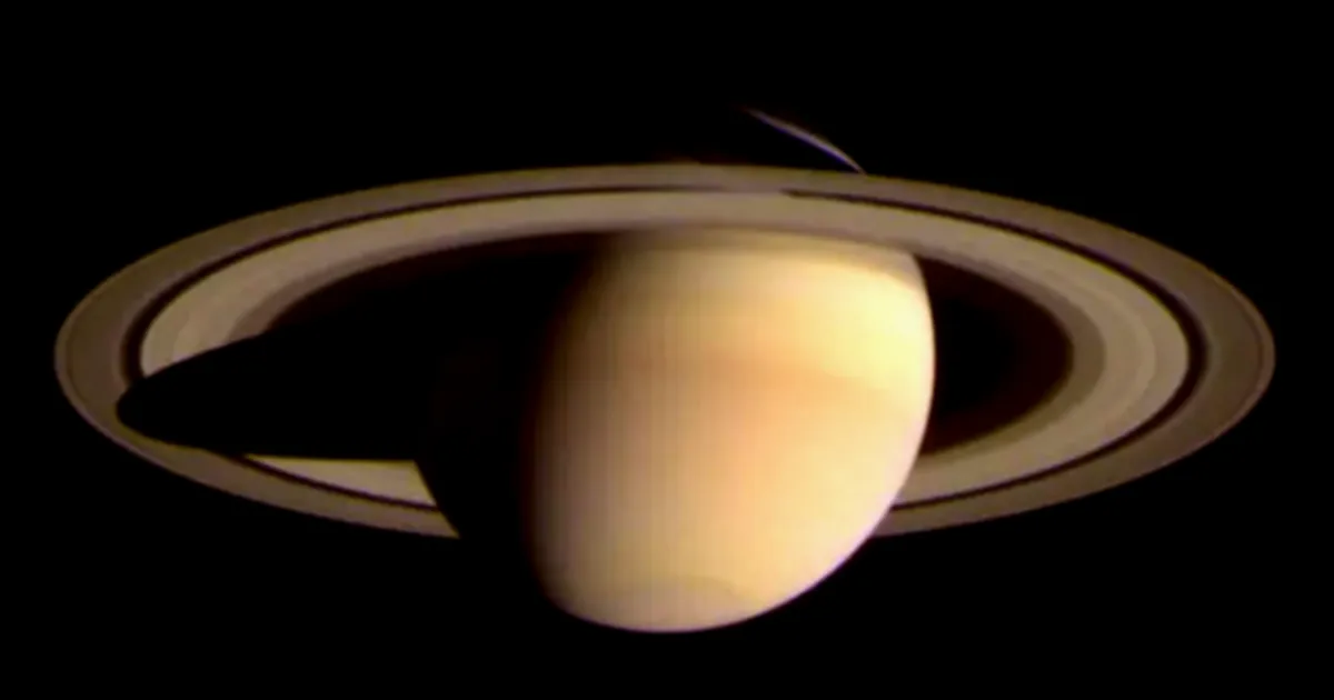 Les anneaux de Saturne seraient les vestiges d’une lune glacée disparue, selon une nouvelle étude