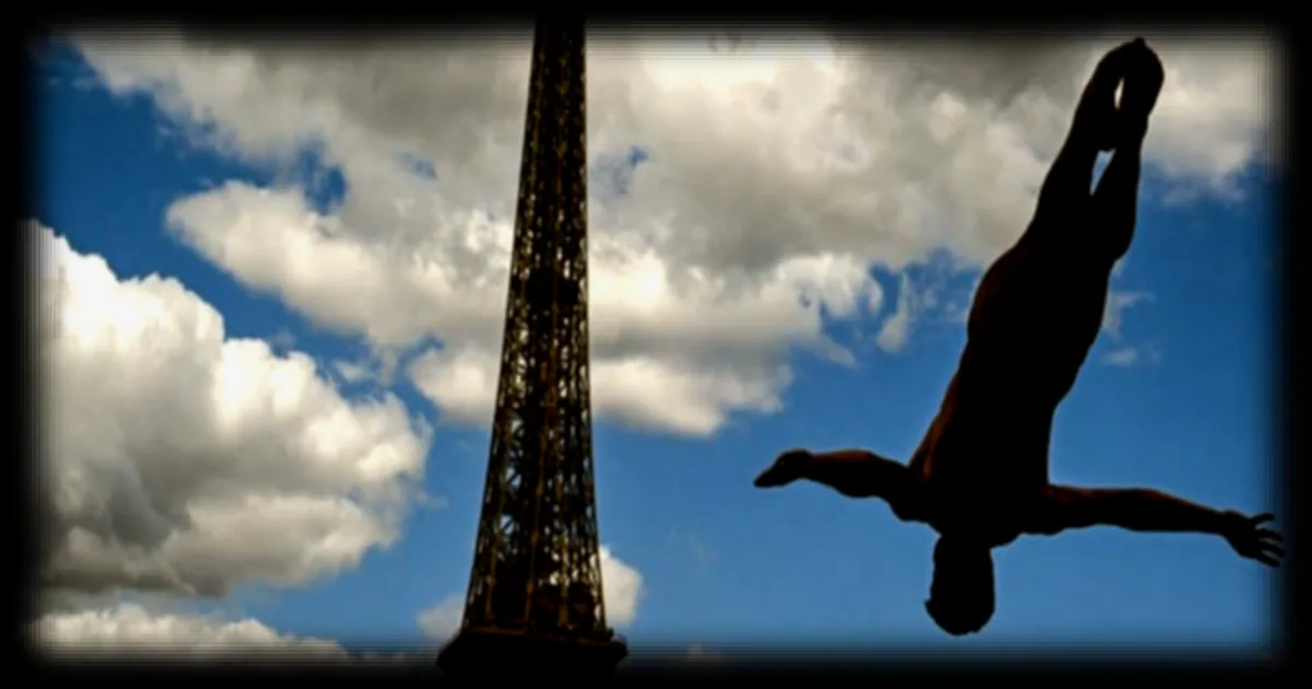 Les Championnats d'Europe de natation : le plongeon haut vol s'invite devant la Tour Eiffel