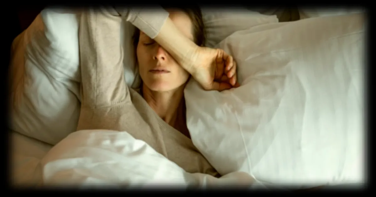 Les chercheurs mettent en garde contre une mauvaise habitude nocturne qui accélère le vieillissement cérébral et augmente le risque de démence