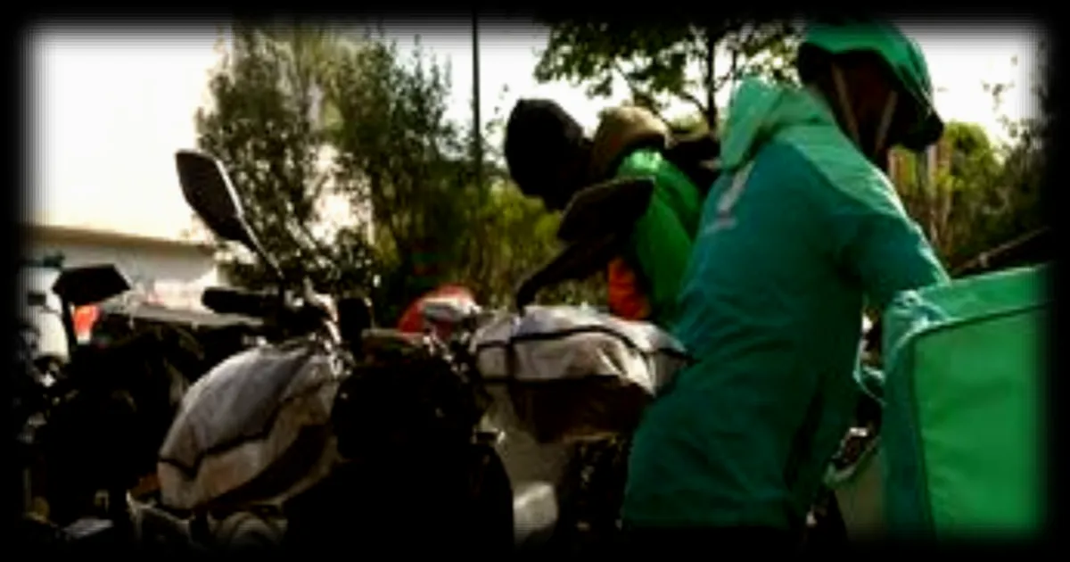 Les conditions de travail des livreurs de Deliveroo et Uber Eats : un rapport alarmant sur leur santé