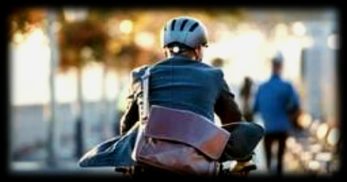 Les entreprises adoptent une carte bancaire professionnelle pour encourager les mobilités alternatives