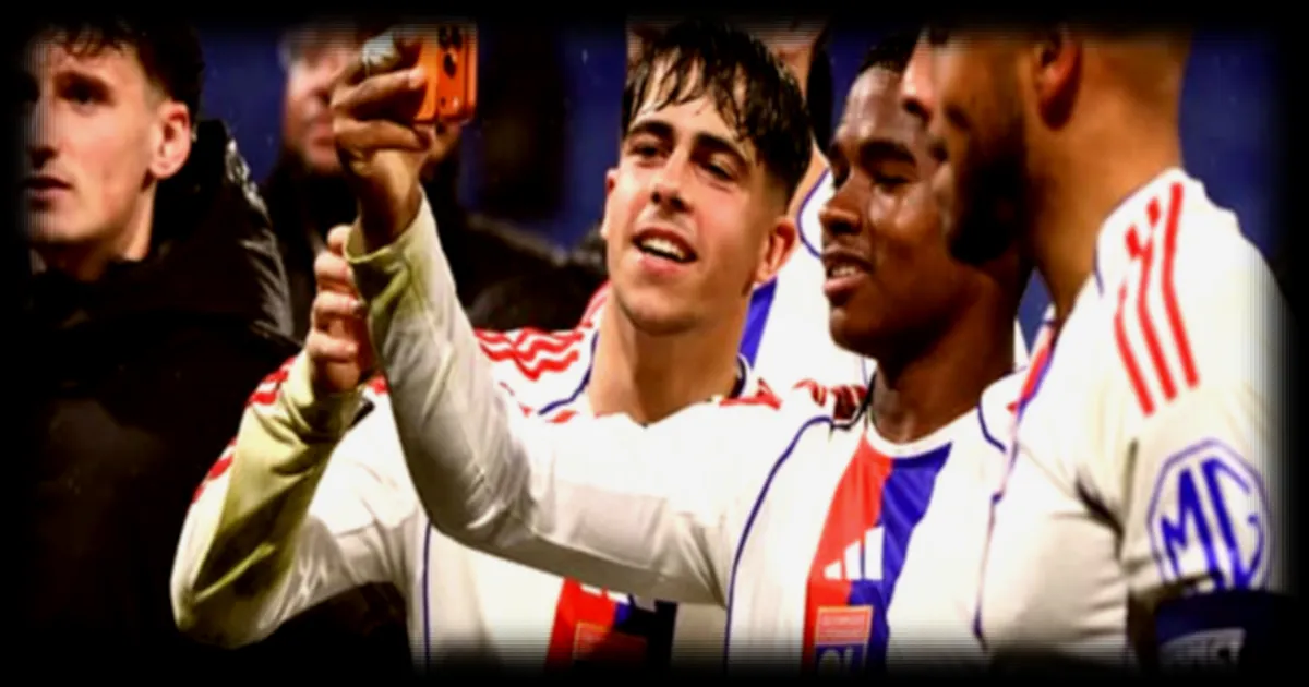 Les Français et leur utilisation du second écran pendant les matchs sportifs : une tendance à la surstimulation ?