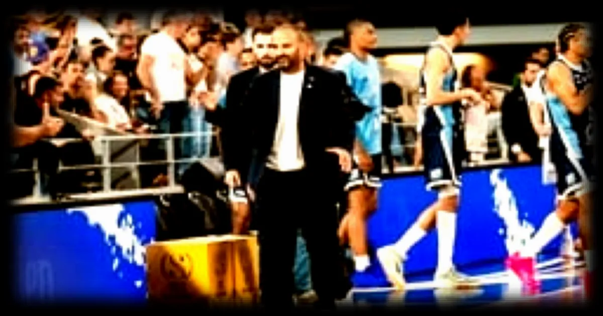 Les frères Parker rendent hommage à leur père décédé lors d'un match de basket