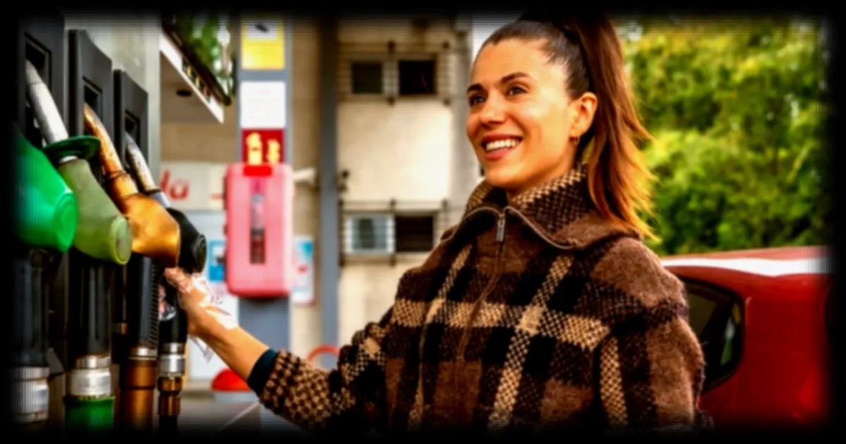 Les gants en polyéthylène des stations-service inefficaces pour se protéger : l'avis d'un expert et les alternatives recommandées