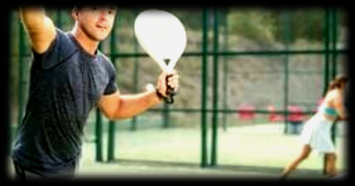 Les gauchers bénéficient d'un avantage stratégique selon une découverte scientifique