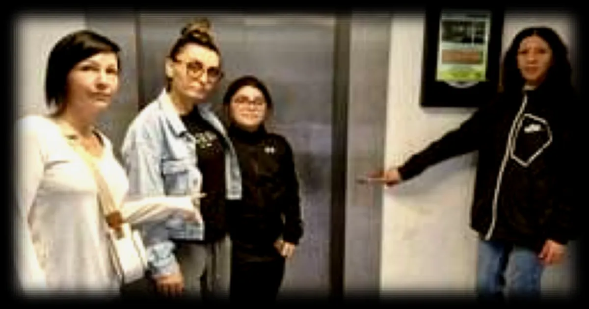 Les locataires de l'immeuble de la Manutention au Mans subissent l'absence d'ascenseur depuis des mois