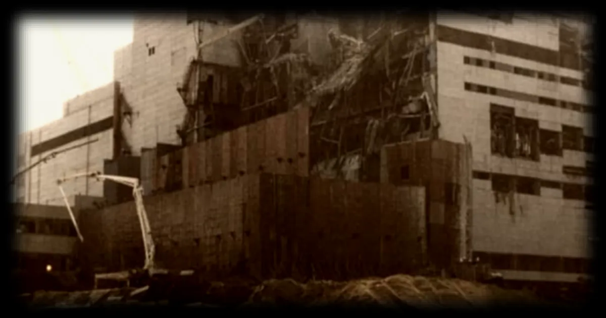 Les premières heures après la catastrophe de Tchernobyl : un récit poignant de l'explosion du réacteur n°4 en 1986