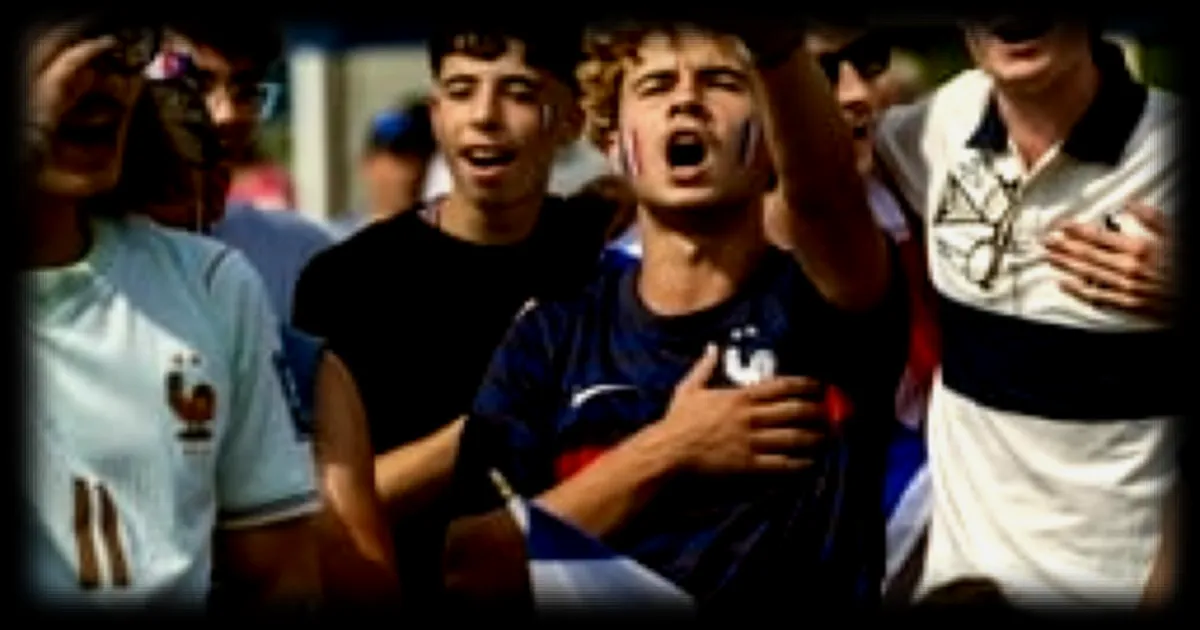 Les supporters des Bleus à la Coupe du monde : des histoires touchantes et universelles