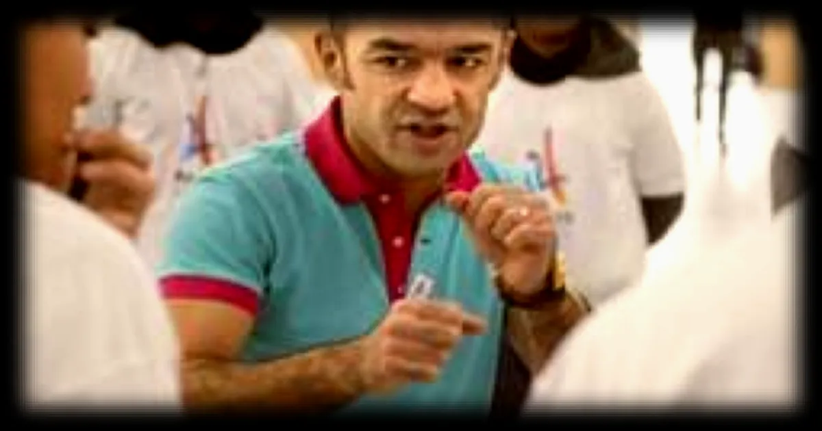 L'ex-boxeur Mahyar Monshipour salue l'intervention israélienne et américaine en Iran