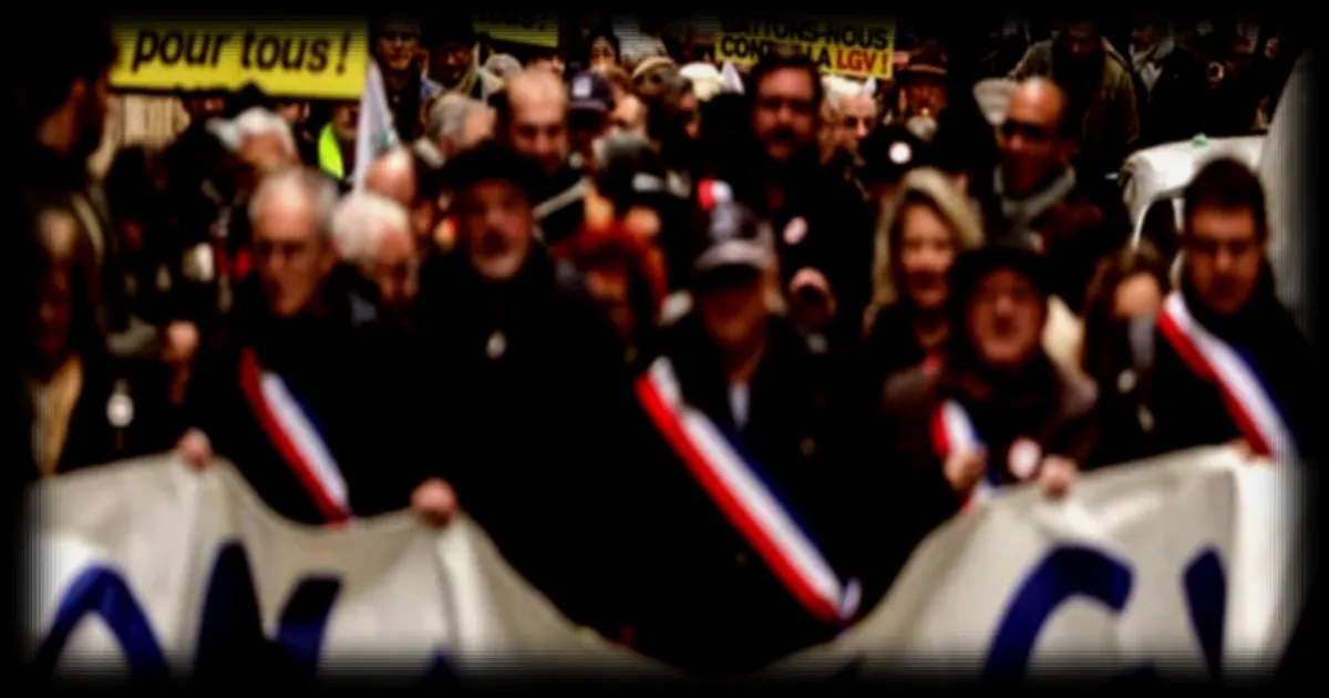 LGV Bordeaux-Toulouse : près d'une centaine d'élus locaux et parlementaires réclament l'abandon du projet au profit de la rénovation de la ligne existante