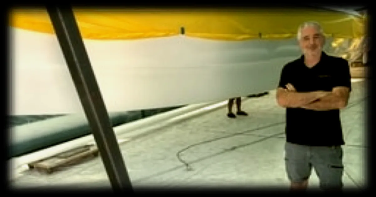 L'hydroptère, le bateau volant d'Éric Tabarly, au cœur d'une querelle