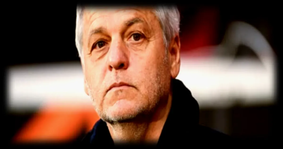 Lille : Bruno Genesio réagit aux critiques après l'élimination du LOSC en Ligue Europa