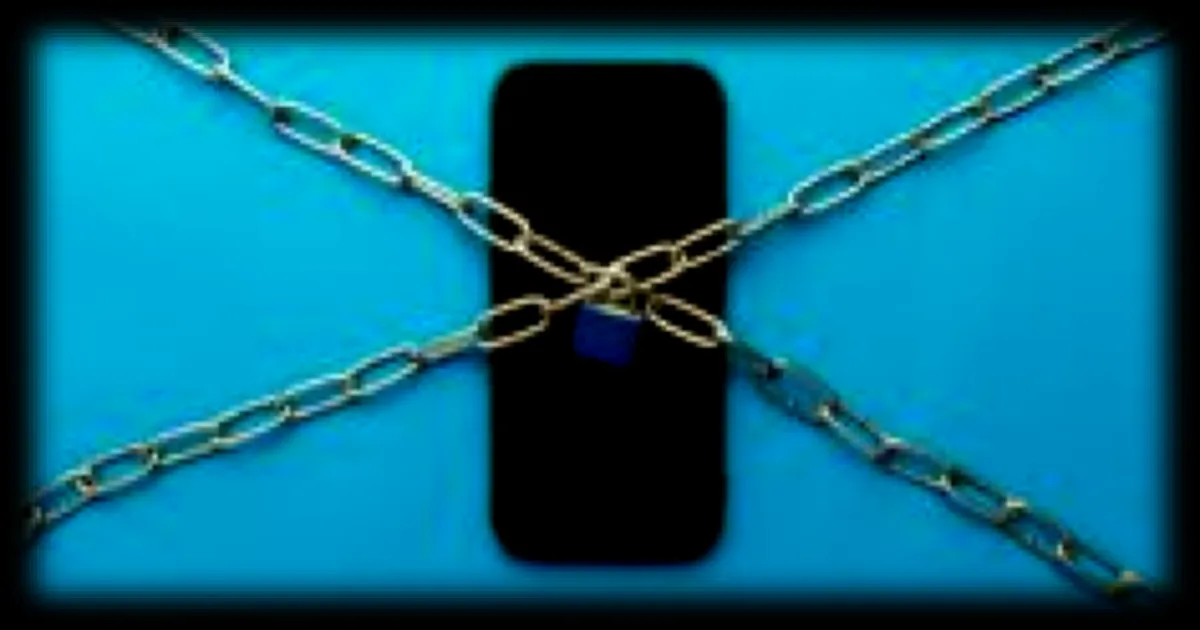 L'interdiction des réseaux sociaux pour les mineurs de 15 ans : le Sénat complique l'adoption du texte