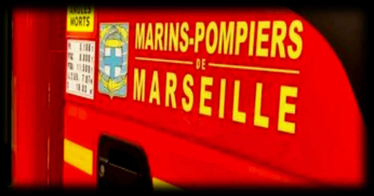 L'intérieur d'un immeuble en rénovation s'effondre à Marseille